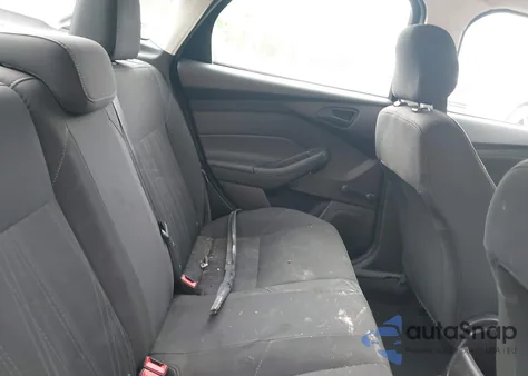 2017 Ford Focus S z USA, uszkodzony, nr VIN 1FADP3E29HL262169